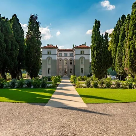 Boutique Monty Banks Villa