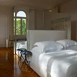 Boutique Monty Banks Vila