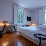 Boutique Monty Banks Villa