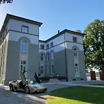 Boutique Monty Banks Villa Cesena