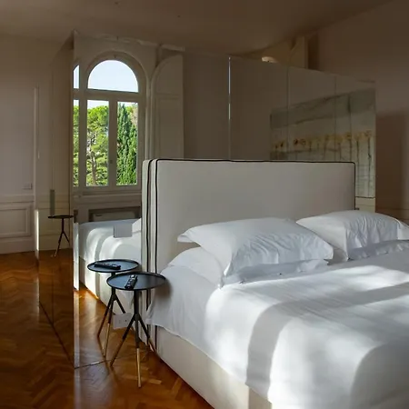 Boutique Monty Banks Villa