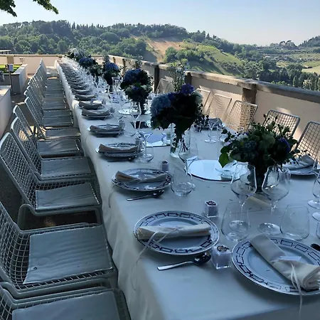 Villa Boutique Monty Banks *