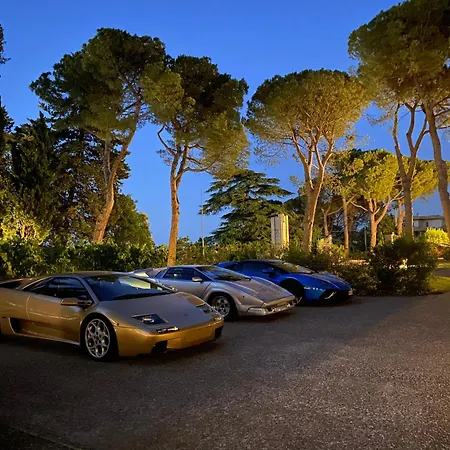 Vila Boutique Monty Banks Cesena