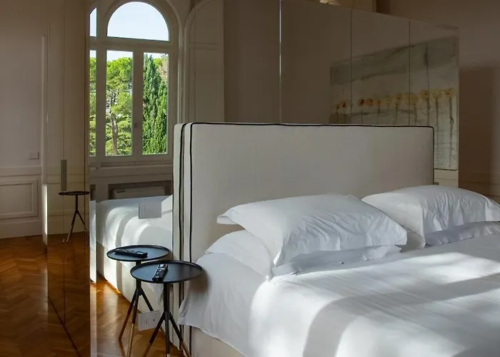 Boutique Monty Banks Villa