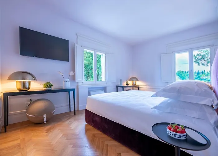 Villa Boutique Monty Banks