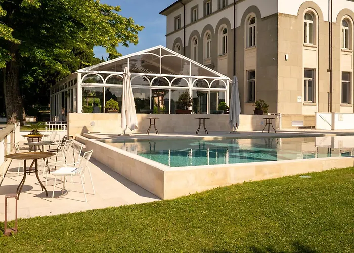 Boutique Monty Banks Villa Cesena